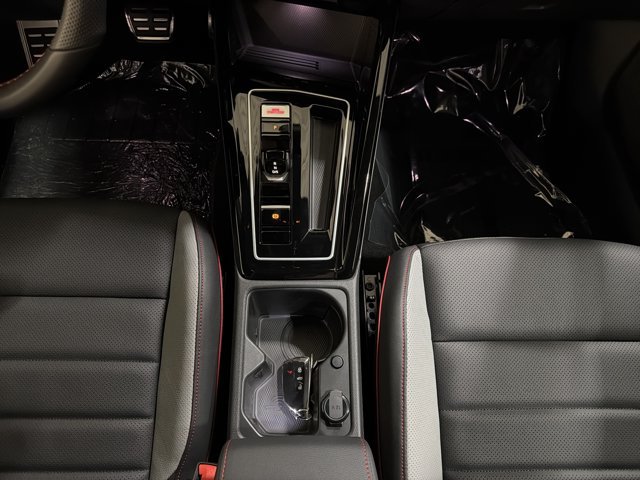 New 2026 Volkswagen GTI SE FWD image 33