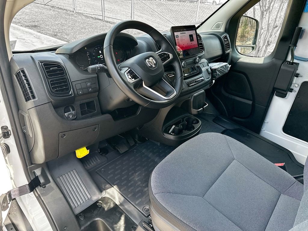 Used 2024 RAM ProMaster 3500 w/ Delivery Van Package image 30
