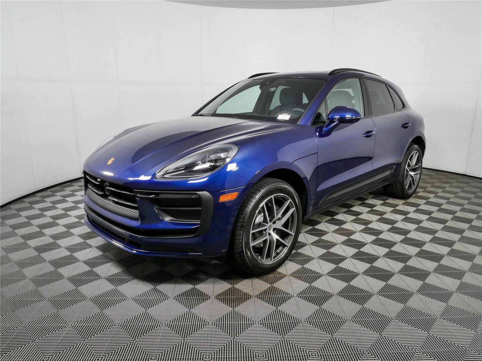 New 2026 Porsche Macan Turbo AWD/4WD image 2