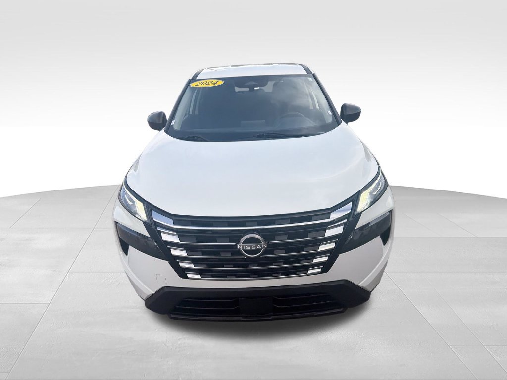 Used 2024 Nissan Rogue S FWD image 8