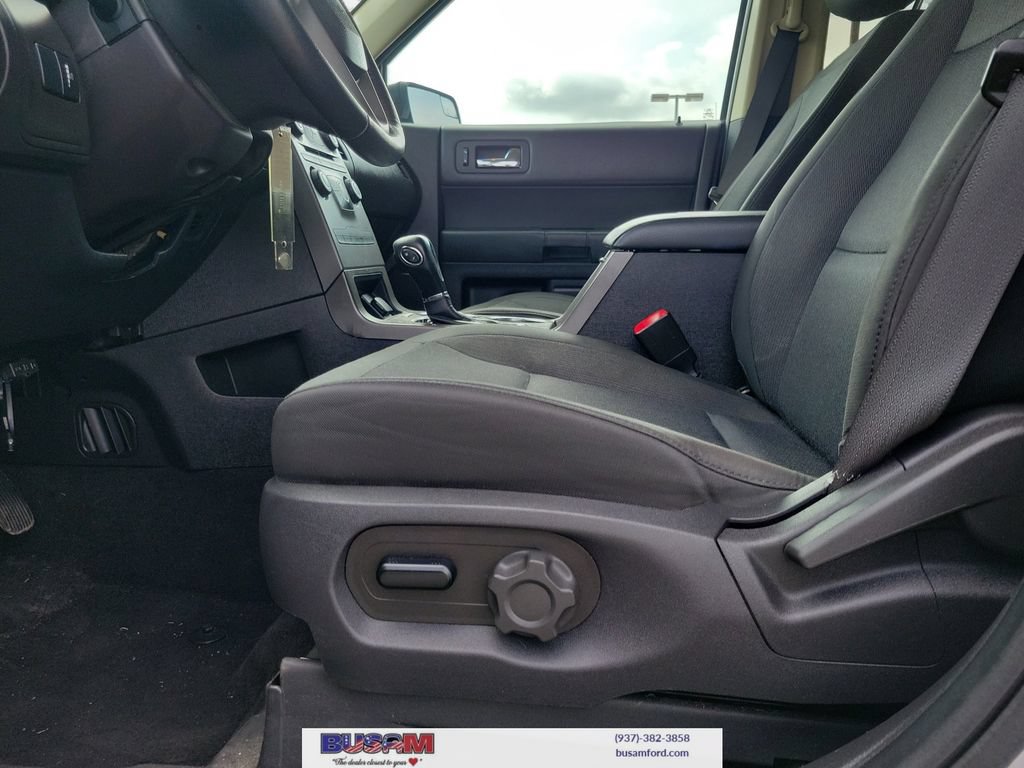 Used 2019 Ford Flex SE FWD image 14