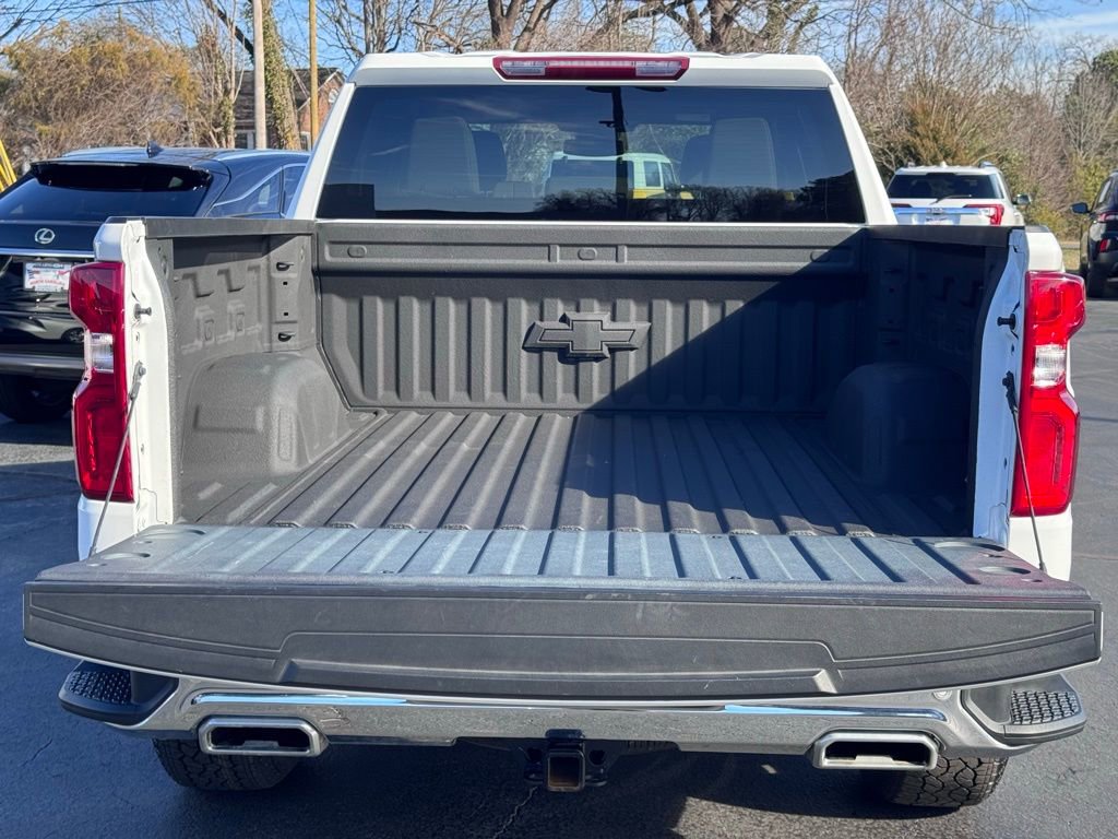 Used 2024 Chevrolet Silverado 1500 LTZ image 40