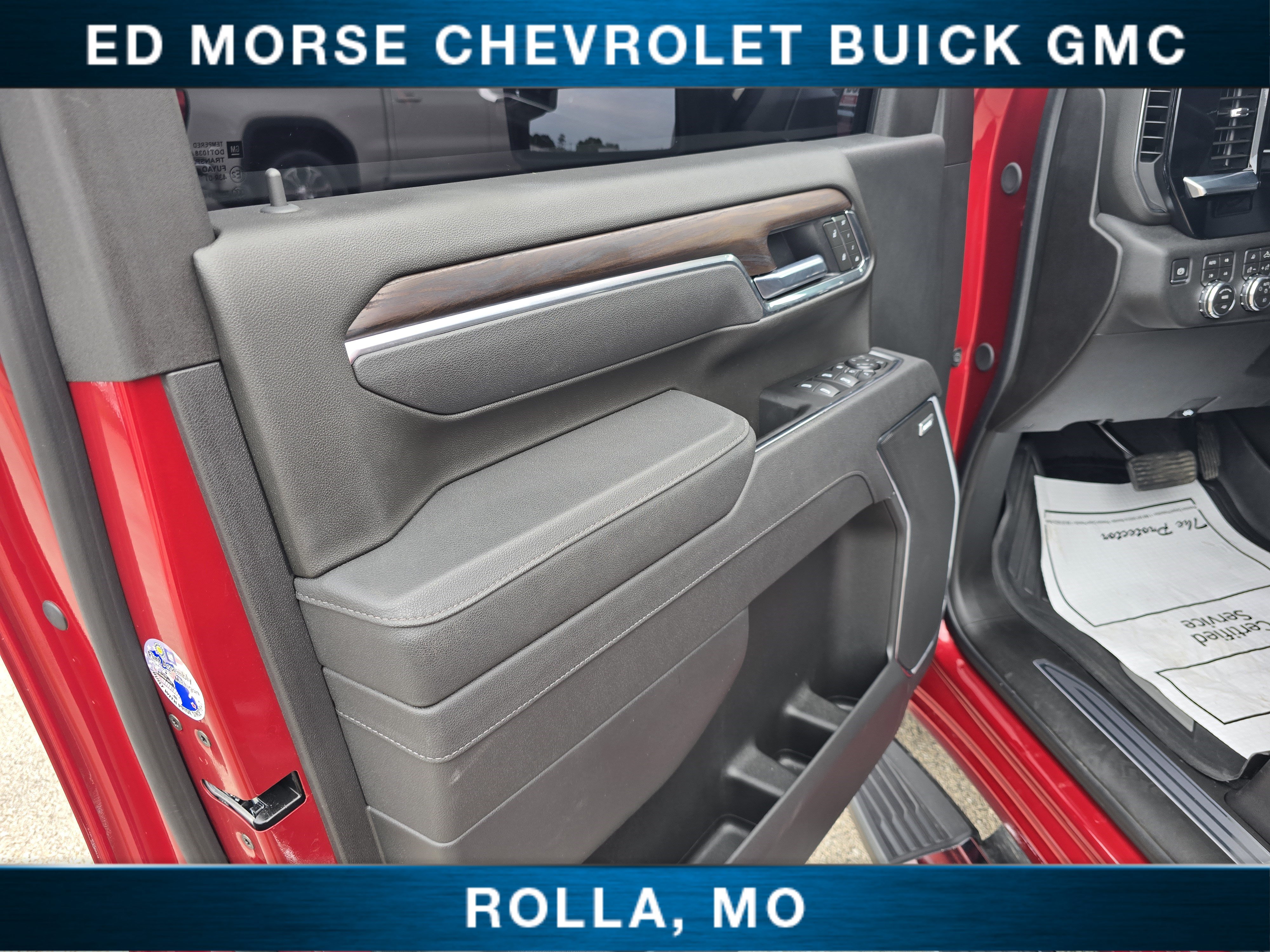 Certified 2026 GMC Sierra 2500 SLT w/ SLT Convenience Package AWD/4WD image 14