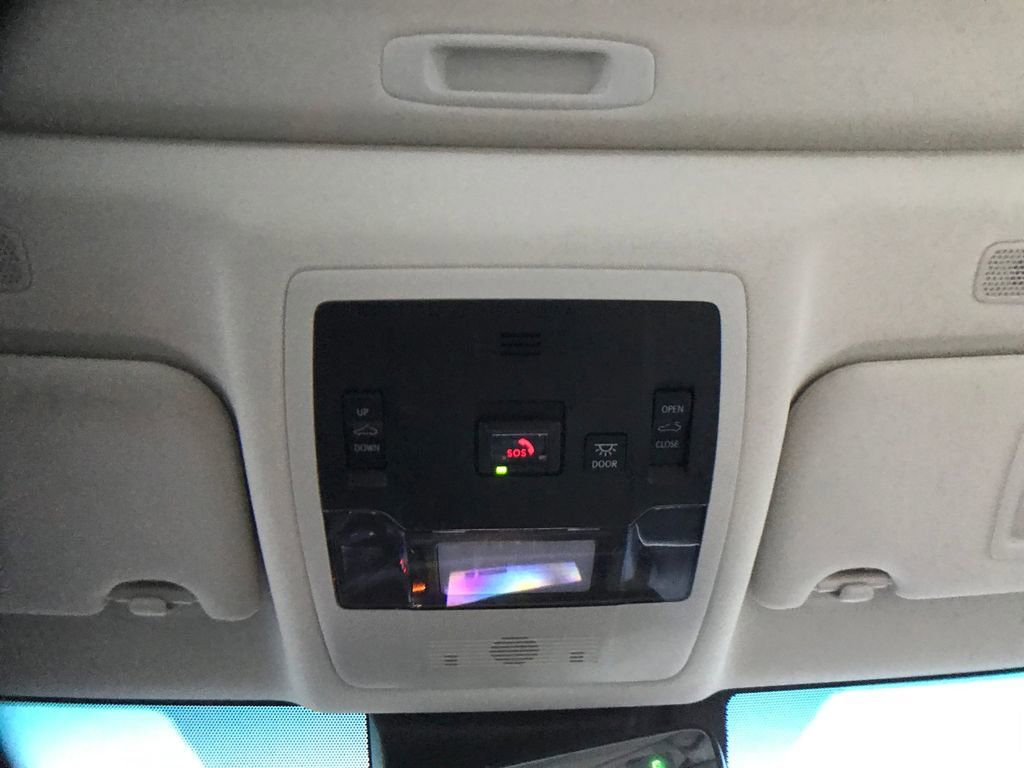 Used 2023 Lexus ES 350 w/ Premium Package image 23