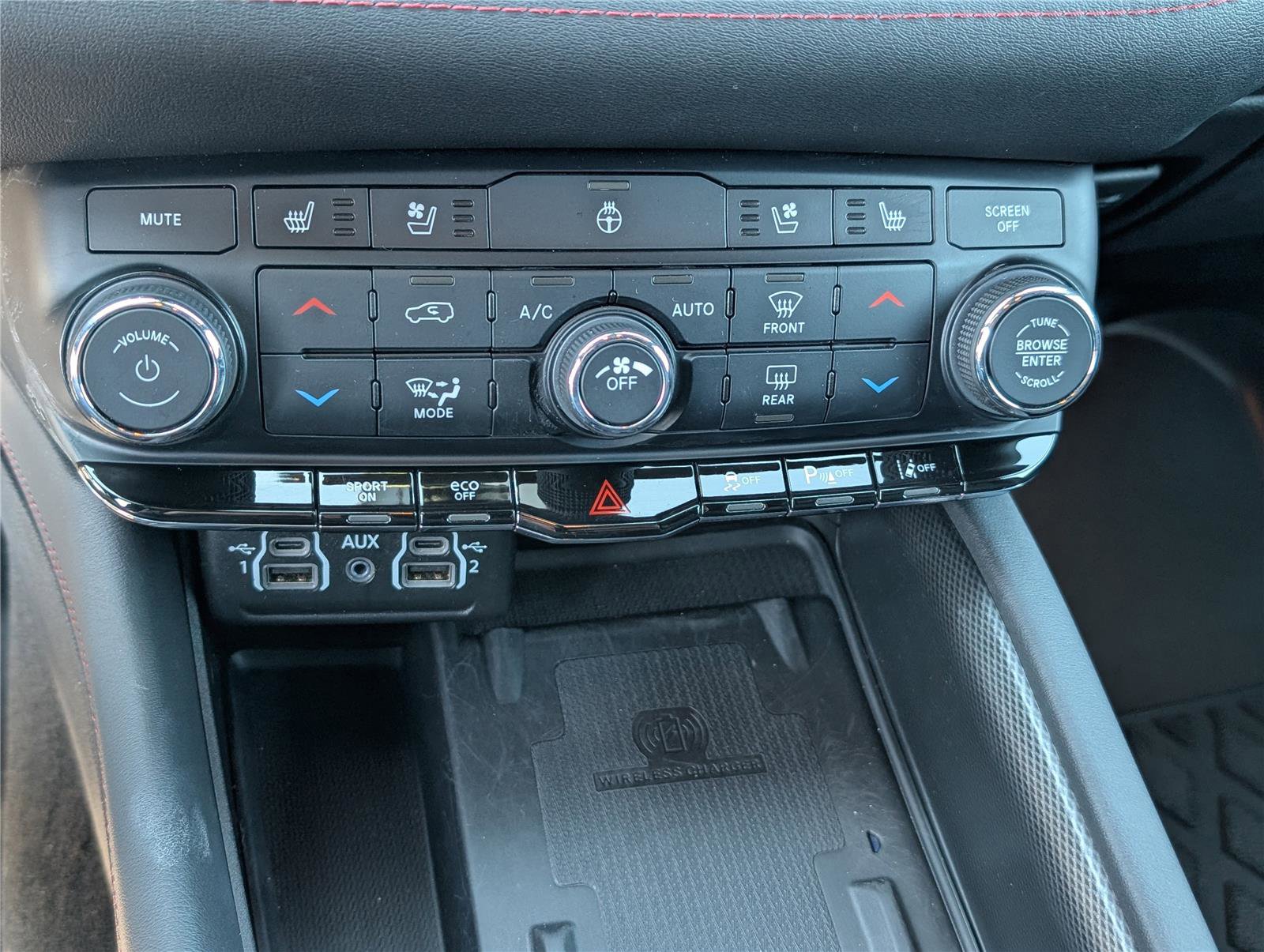 Used 2022 Dodge Durango R/T image 31