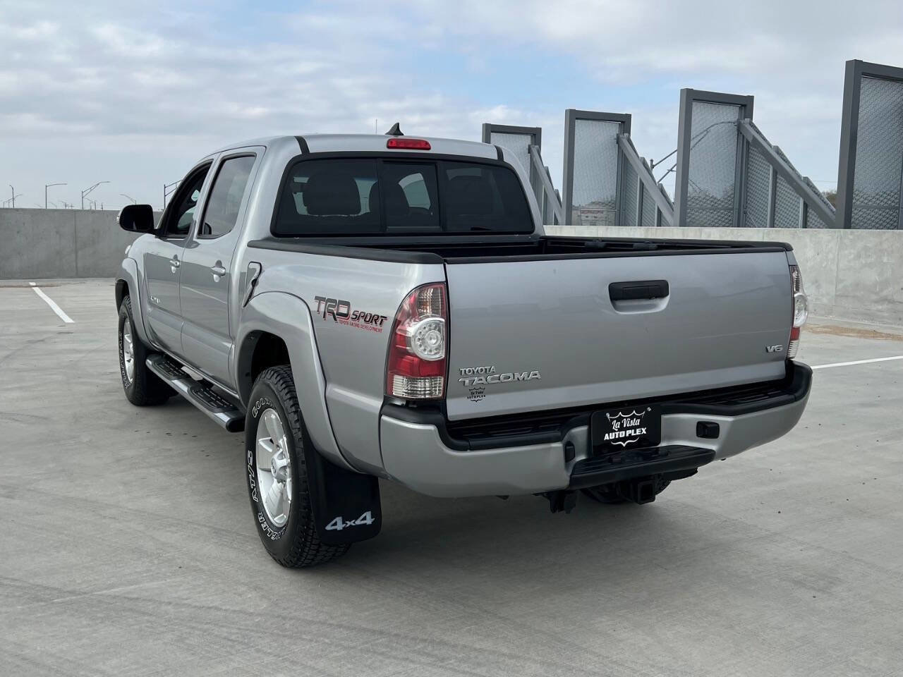 Used 2014 Toyota Tacoma 4x4 Double Cab w/ TRD Sport Package image 7