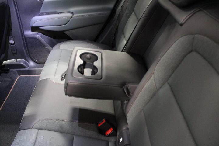 New 2026 GMC Terrain AT4 w/ Convenience Package III image 48