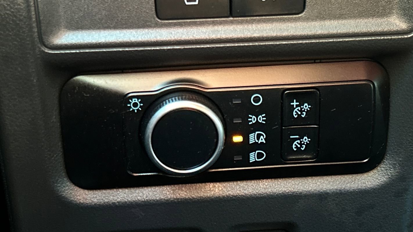 Used 2023 Ford Expedition XLT AWD/4WD image 23