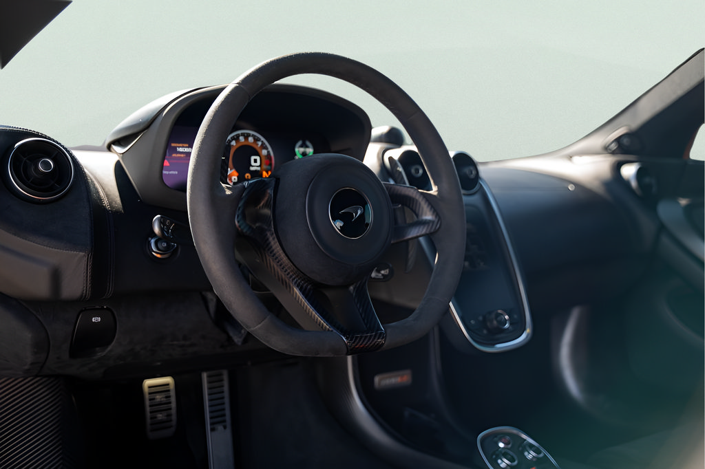 Used 2019 McLaren 600LT RWD image 33