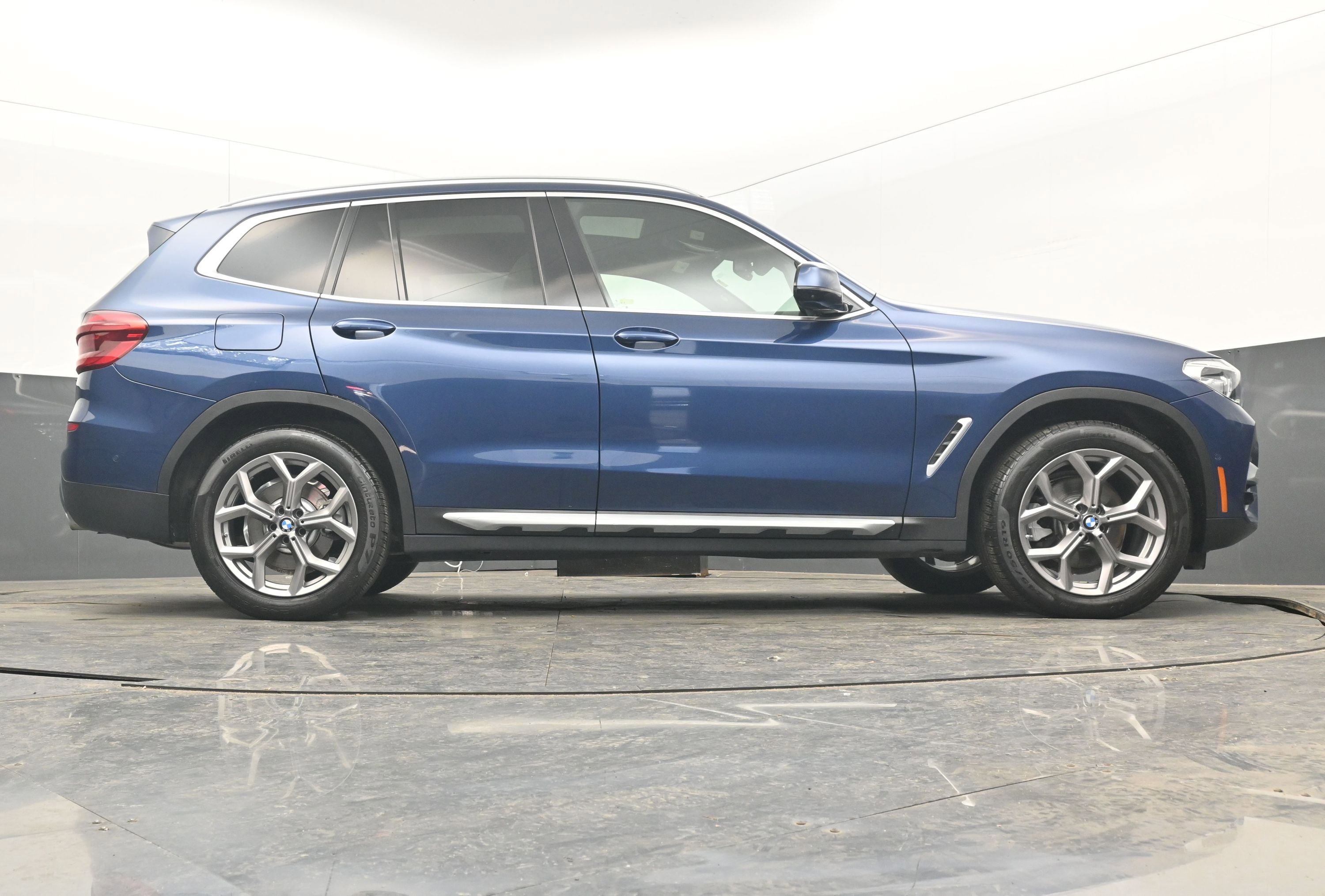 Used 2021 BMW X3 xDrive30i w/ Premium Package image 29