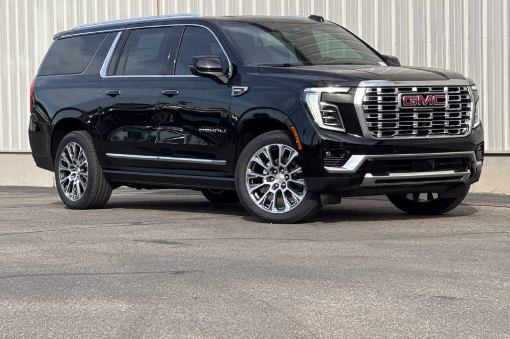 New 2026 GMC Yukon XL Denali w/ Denali Reserve Package RWD image 2