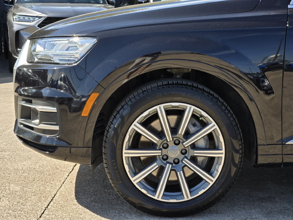 Used 2018 Audi Q7 3.0T Prestige AWD/4WD image 13