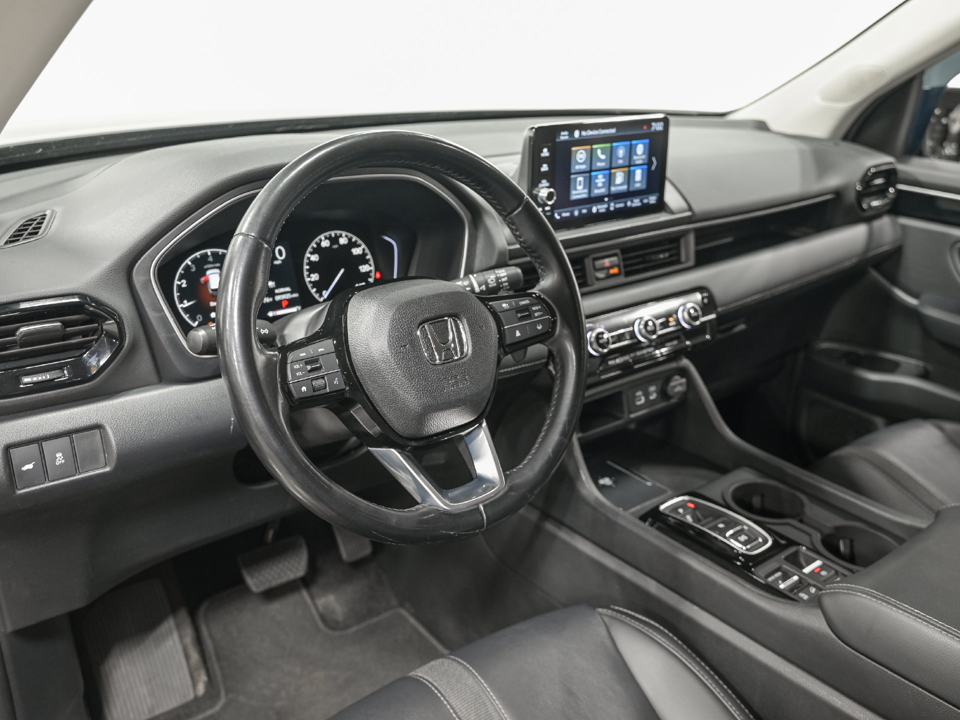 Used 2025 Honda Pilot EX-L image 15