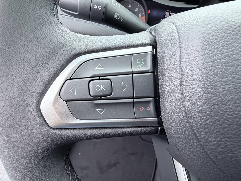 New 2026 Jeep Compass Latitude image 13