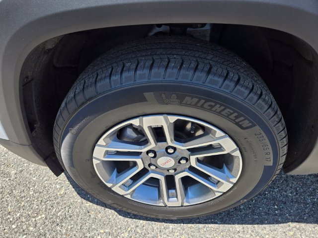 Used 2025 GMC Terrain Elevation AWD/4WD image 23