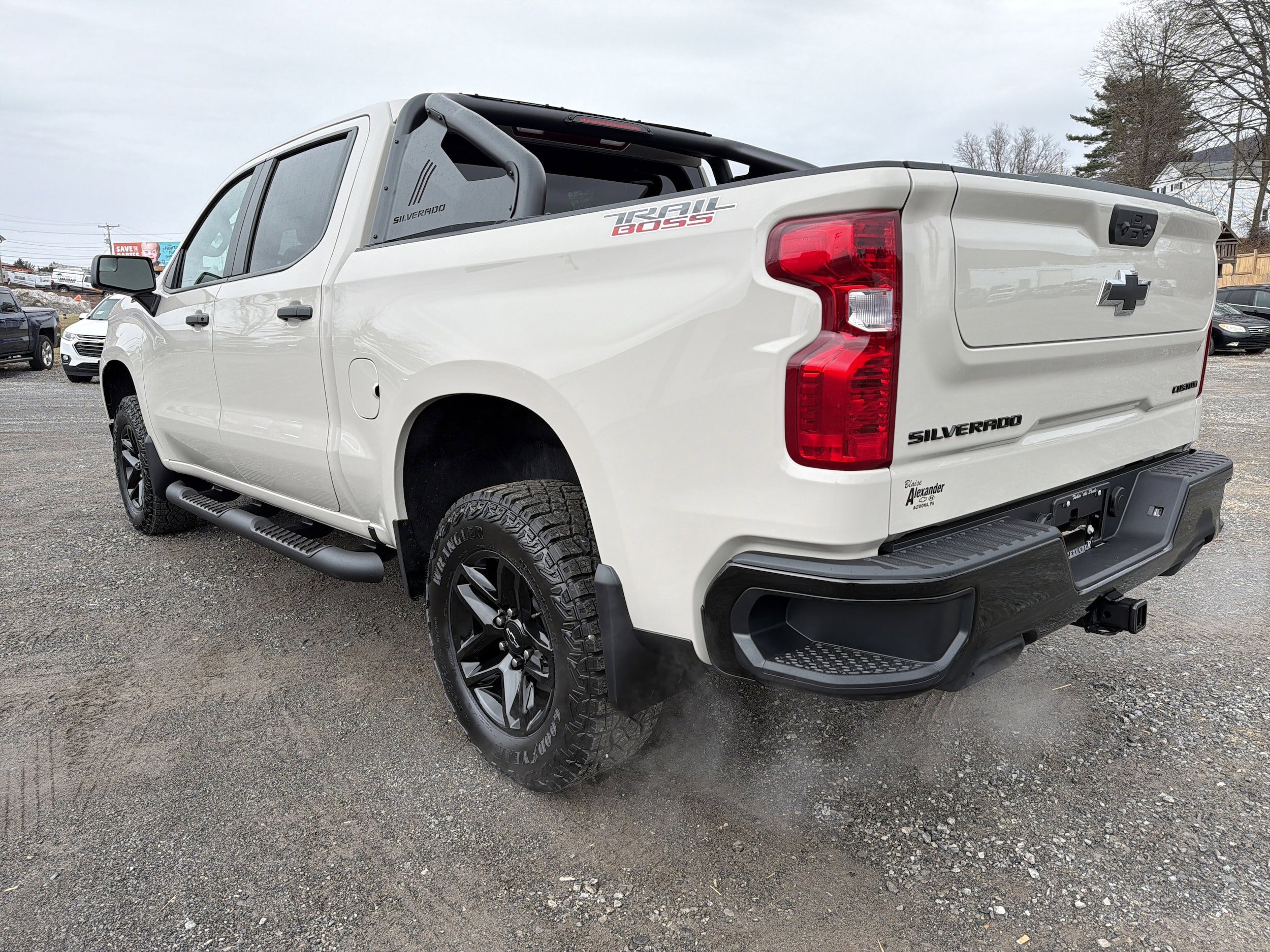 New 2026 Chevrolet Silverado 1500 Custom Trail Boss w/ LPO, Dark Essentials Package image 5