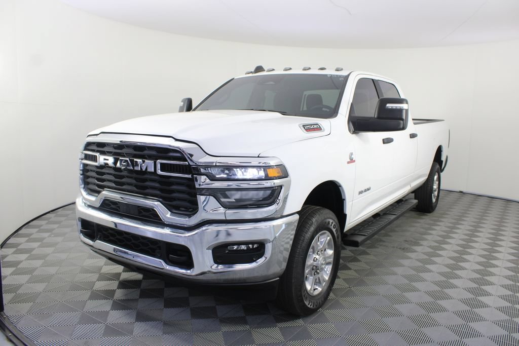 Used 2025 RAM 2500 Big Horn AWD/4WD image 19