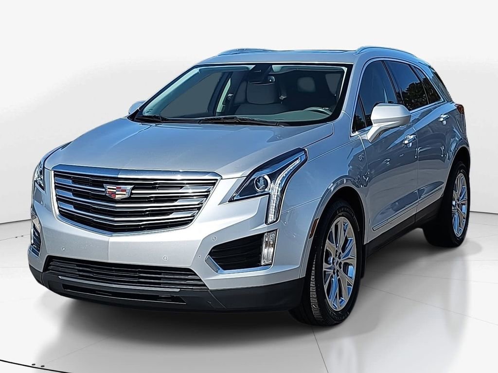 Used 2017 Cadillac XT5 Luxury w/ Driver Awareness Package image 10