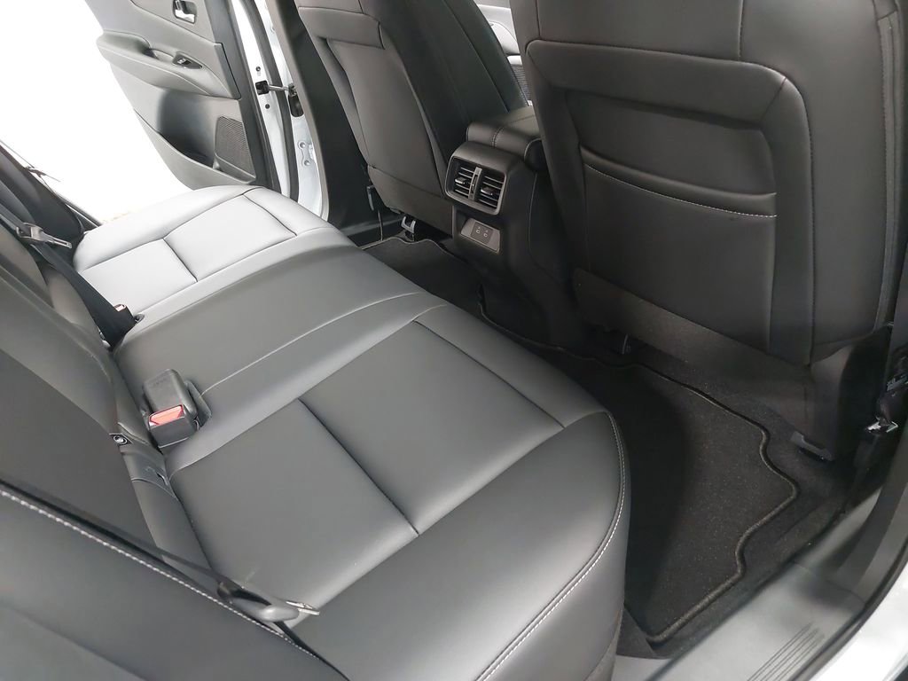 New 2025 Nissan Murano SV image 11