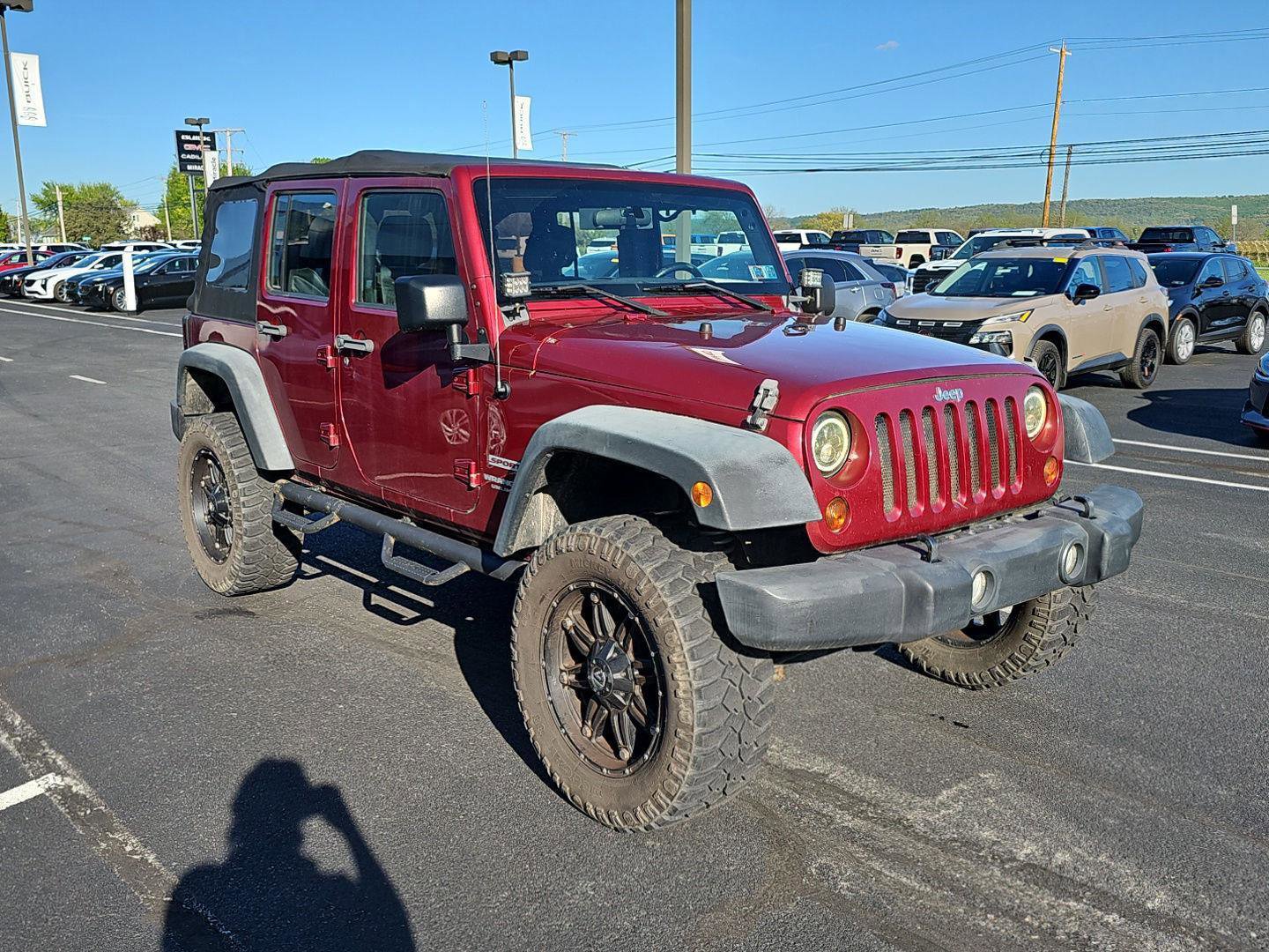 Used 2011 Jeep Wrangler Unlimited Sport w/ Mopar Chrome Edition Group AWD/4WD image 3