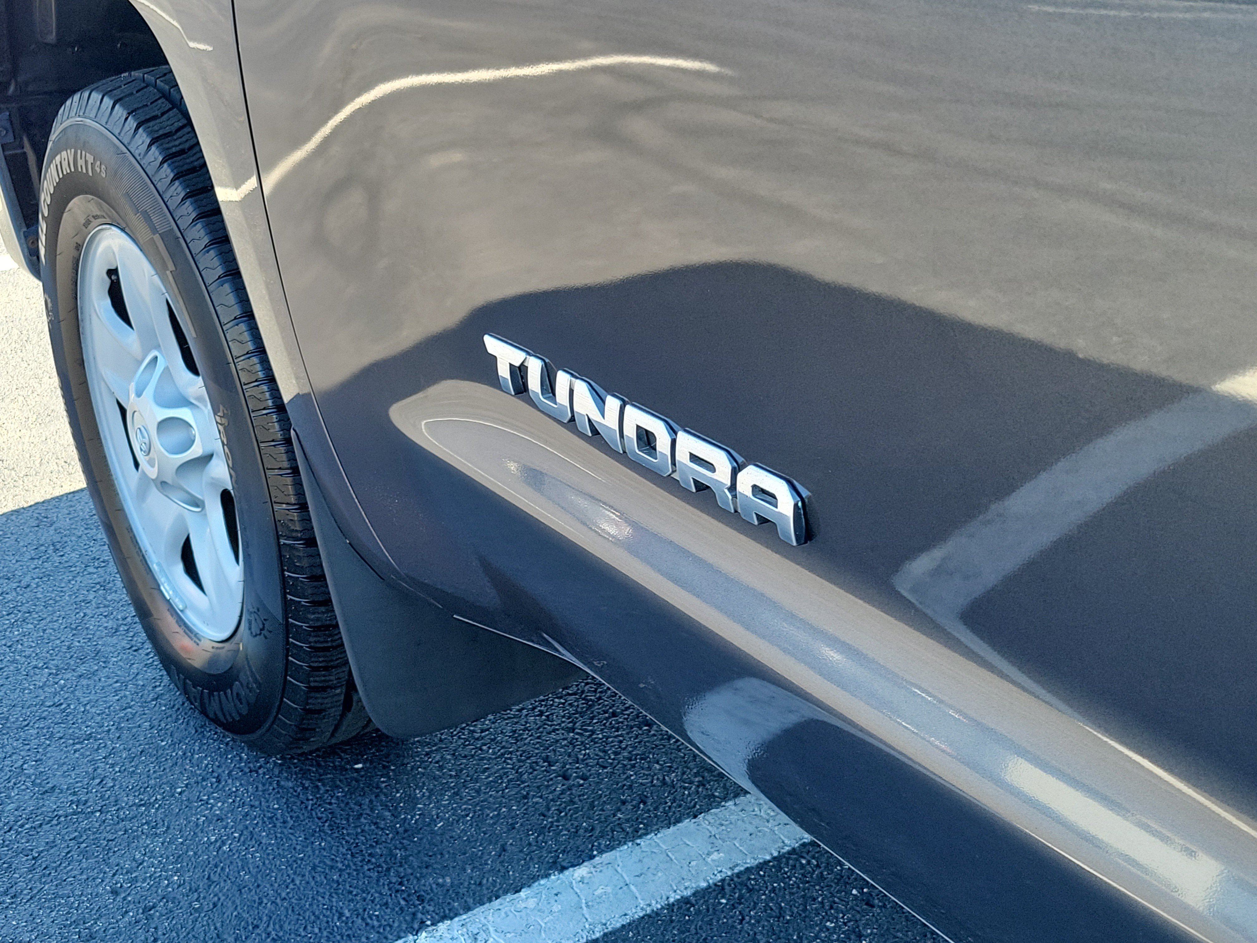 Used 2018 Toyota Tundra SR5 RWD image 11