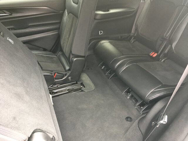 Used 2024 Jeep Grand Cherokee L Laredo image 32