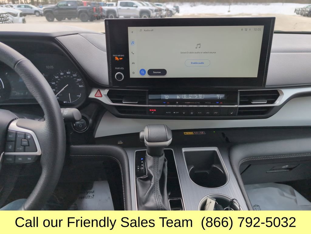 Certified 2025 Toyota Sienna XLE image 20