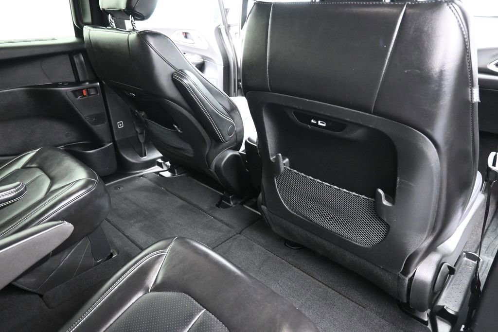 Used 2025 Chrysler Pacifica Select FWD image 22