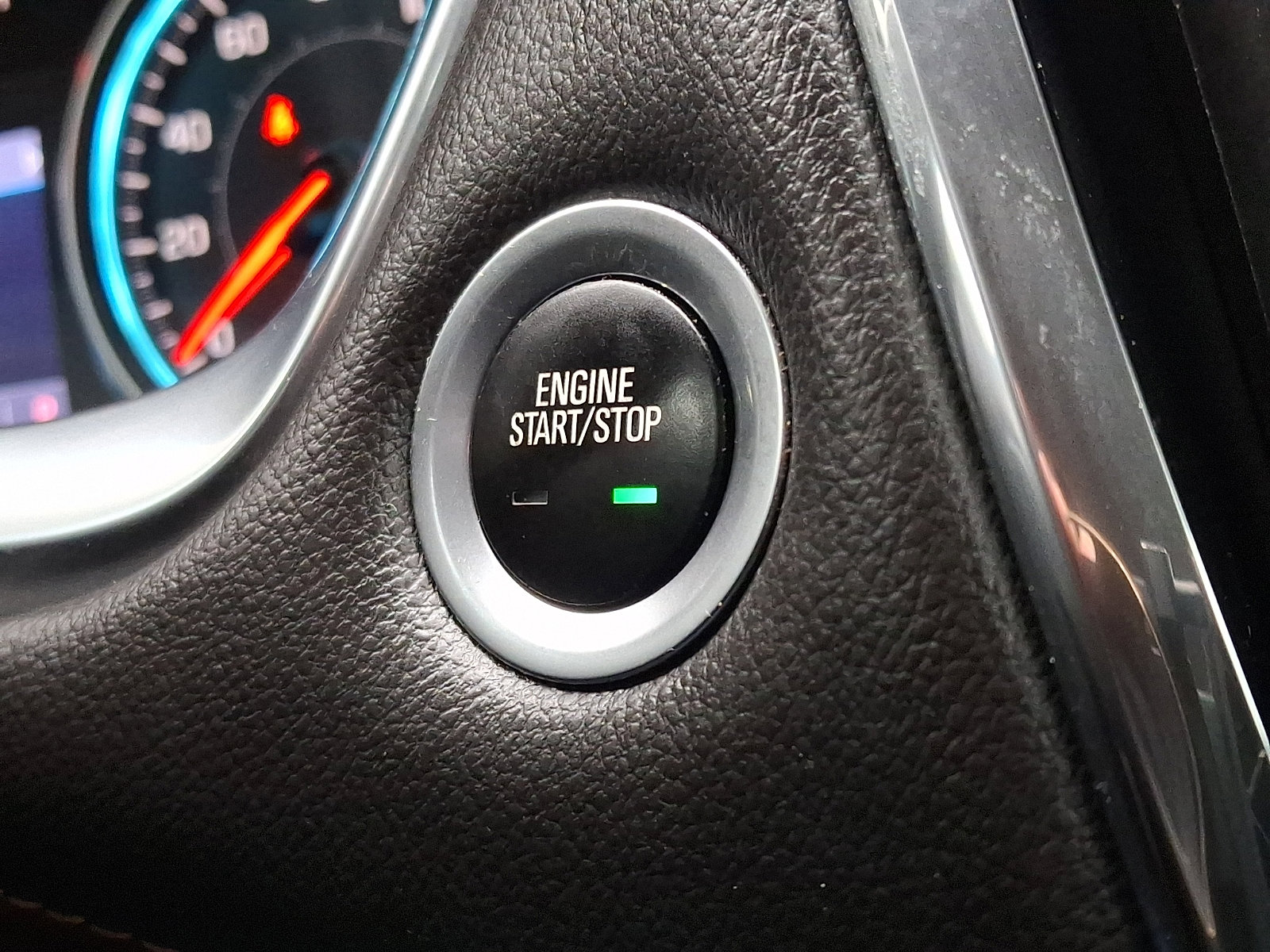 Used 2020 Chevrolet Traverse Premier image 23