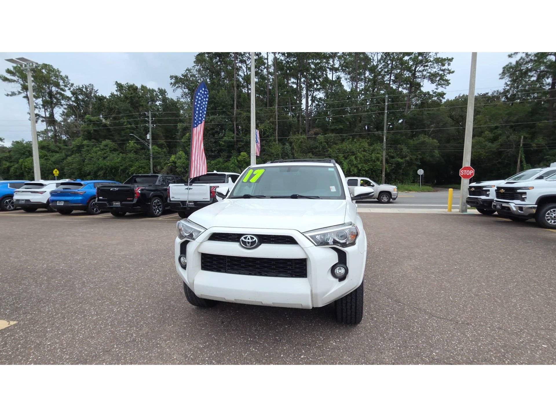 Used 2017 Toyota 4Runner SR5 Premium RWD image 3