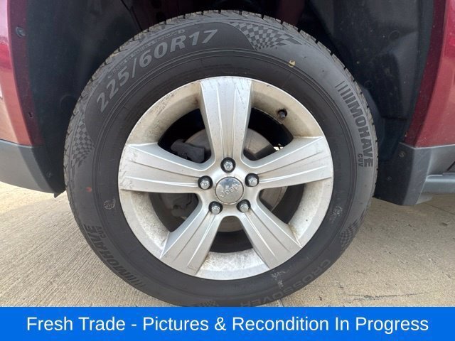 Used 2014 Jeep Compass Latitude AWD/4WD image 10