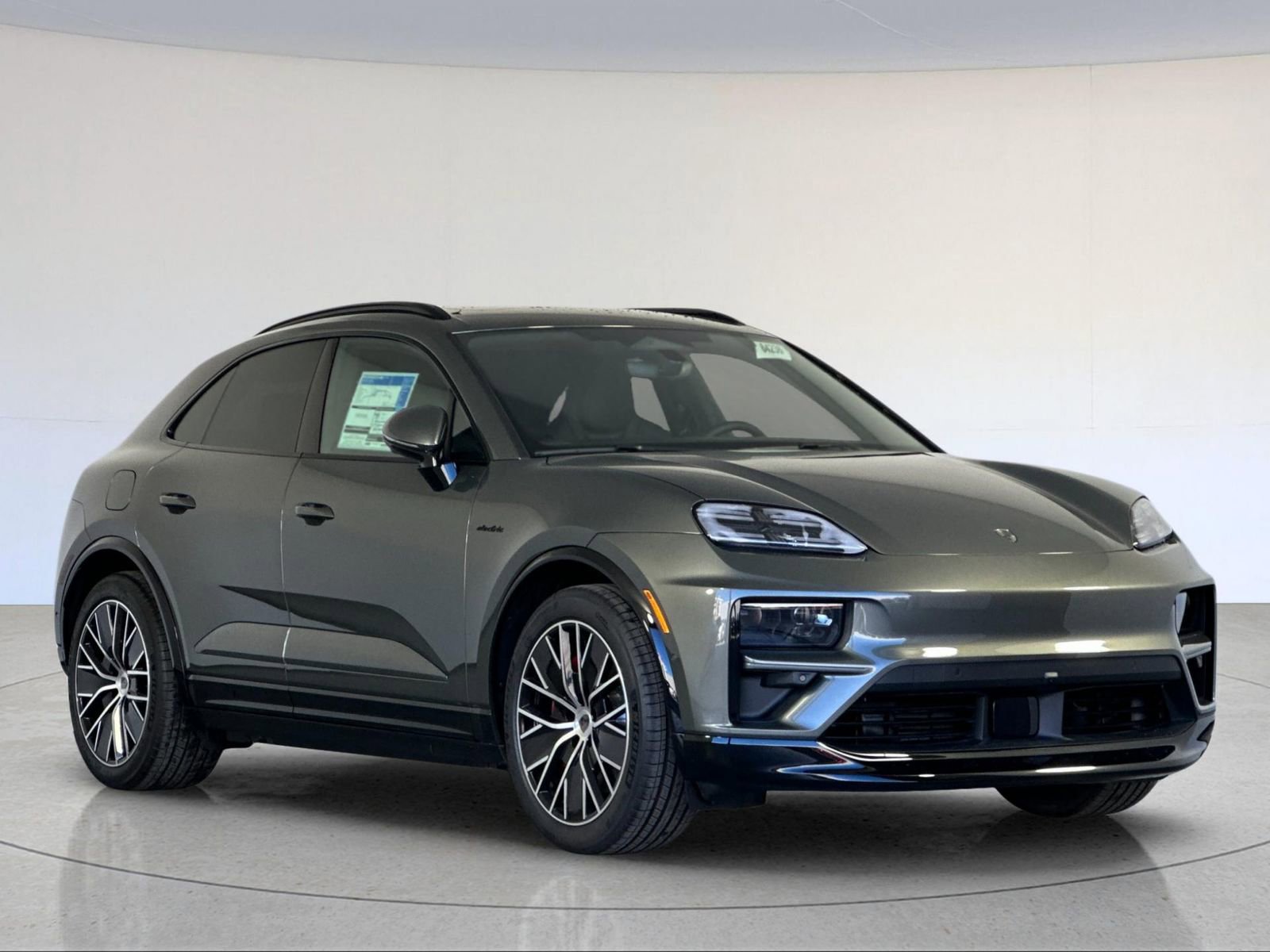 New 2025 Porsche Macan Turbo Electric image 10