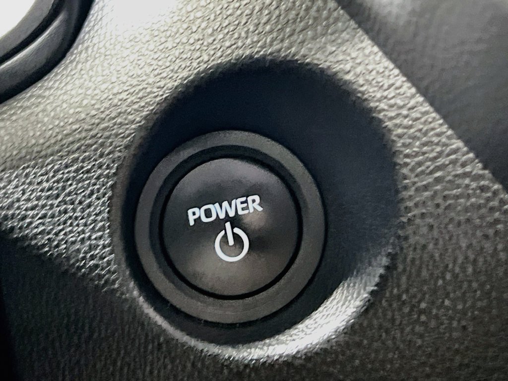 Used 2024 Toyota Corolla Cross AWD Hybrid image 22