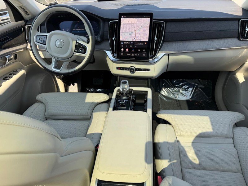 Certified 2026 Volvo XC90 B6 Ultra AWD/4WD image 13
