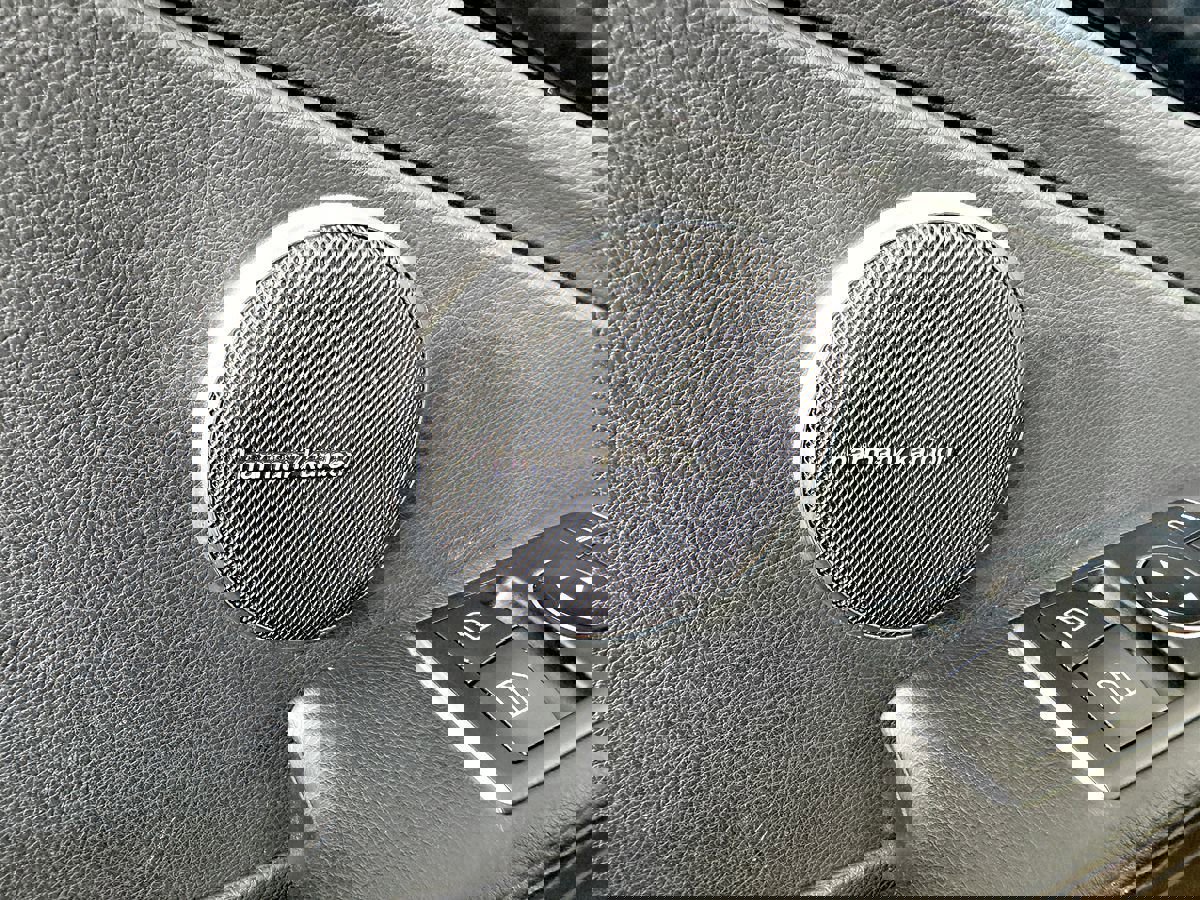 Used 2019 Mercedes-Benz SLC 300 image 32