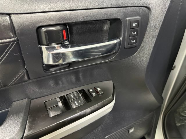 Used 2018 Toyota Tundra Platinum AWD/4WD image 19