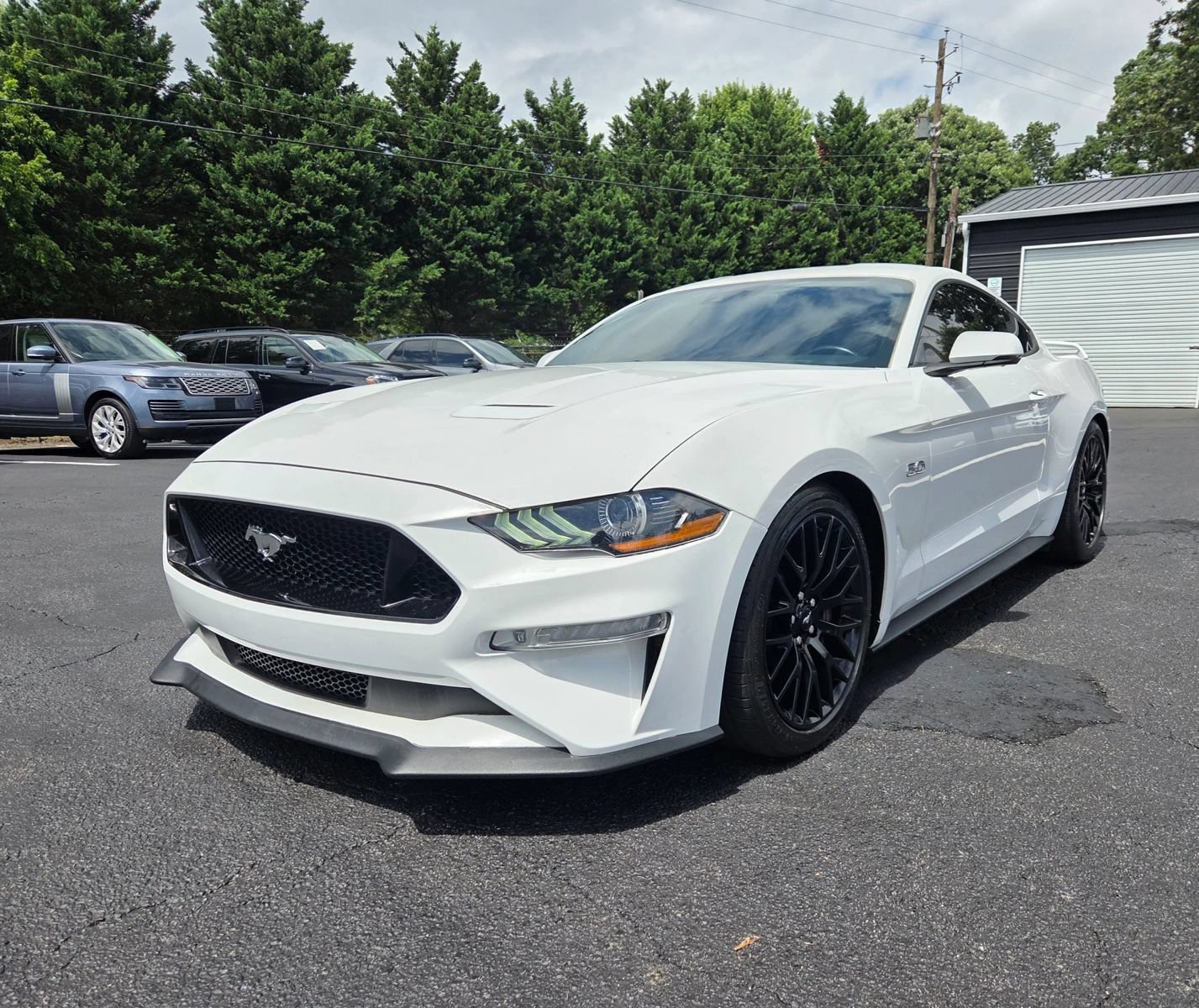 Used 2020 Ford Mustang GT Premium RWD image 3