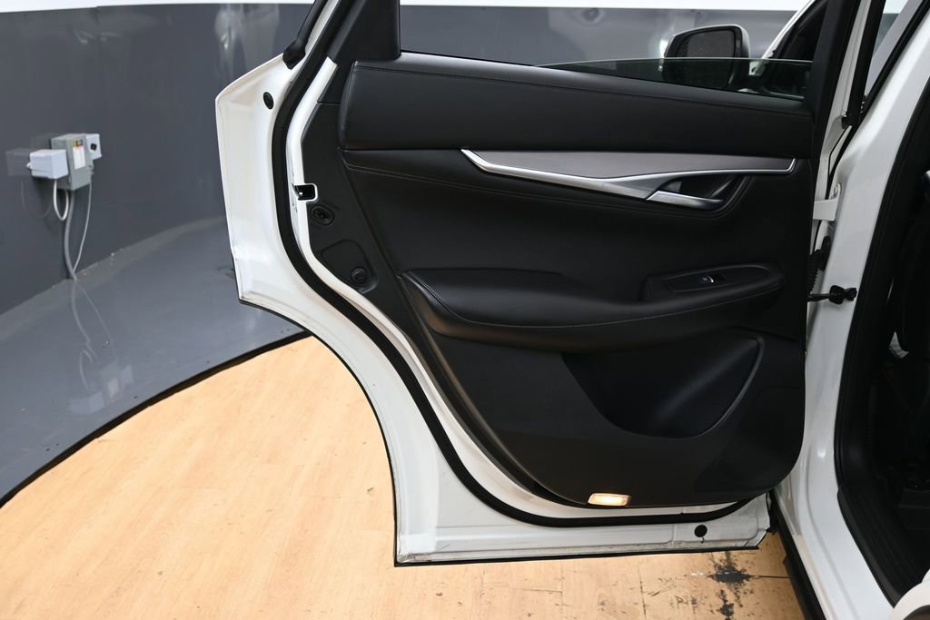 Used 2023 INFINITI QX55 Luxe w/ Cargo Package AWD/4WD image 40