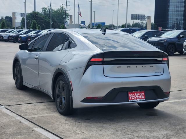 Used 2026 Toyota Prius Plug-In Hybrid FWD image 7