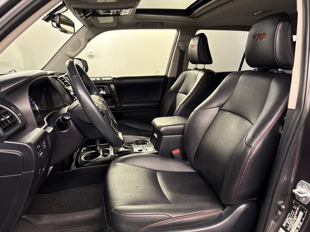 Used 2019 Toyota 4Runner TRD Off-Road Premium AWD/4WD image 26