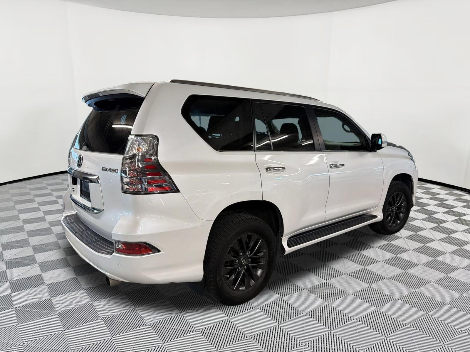 Used 2020 Lexus GX 460 Premium w/ Premium Package AWD/4WD image 9