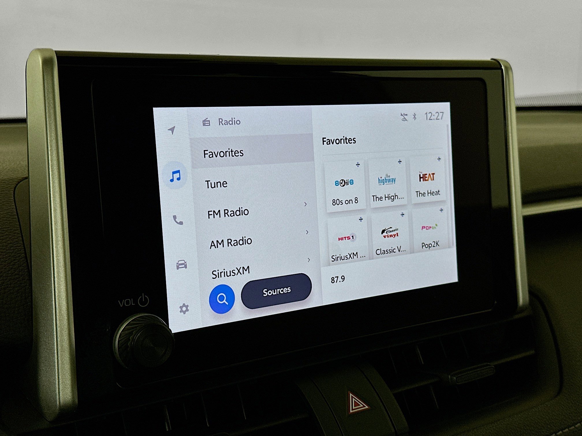 Used 2024 Toyota RAV4 XLE image 21