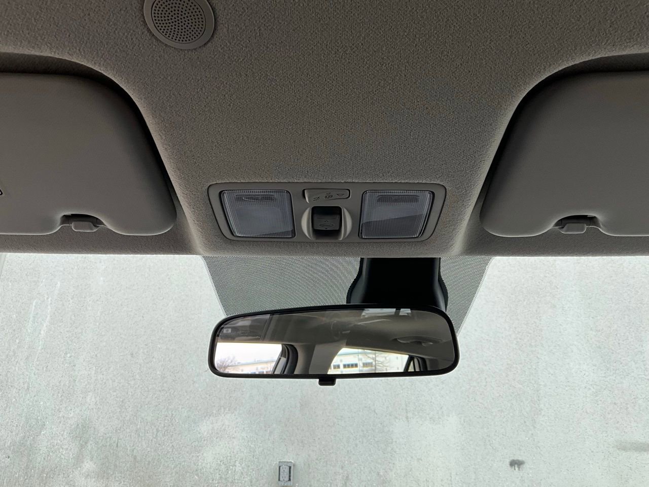 Used 2025 Hyundai Venue SEL image 15