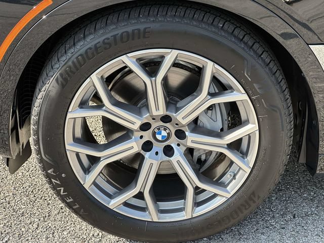 Used 2026 BMW X7 xDrive40i w/ Executive Package AWD/4WD image 13