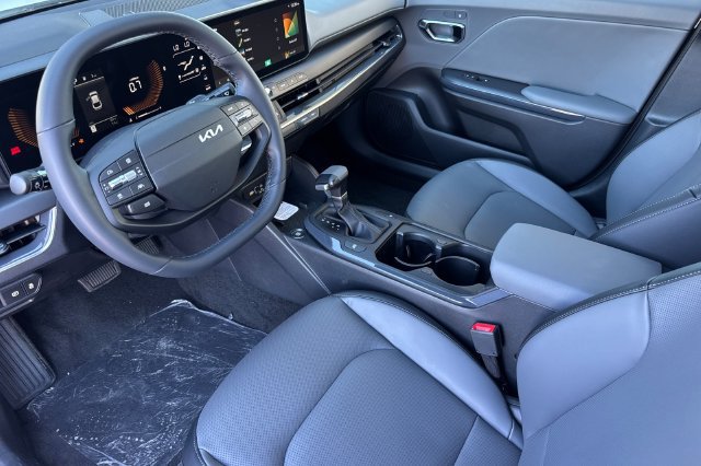 New 2026 Kia K4 EX FWD image 11