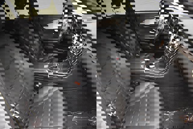 Used 2021 Mercedes-Benz C 300 C 300 4maticᆴ image 21