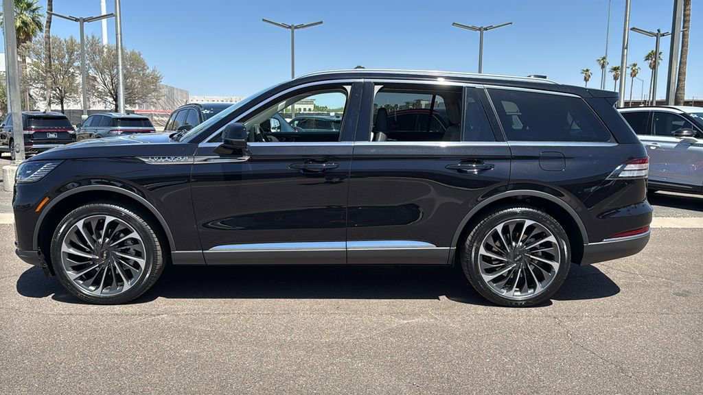 New 2026 Lincoln Aviator Reserve w/ Luxury Package AWD/4WD image 3