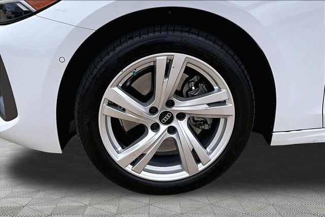 Used 2025 Audi A5 2.0T Premium Plus w/ Premium Plus AWD/4WD image 8