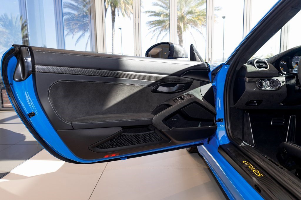 Used 2024 Porsche 718 Cayman GT4 RS image 27