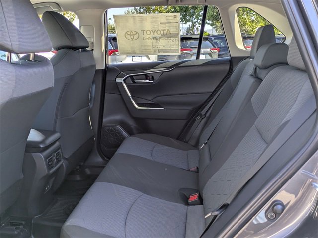 Used 2025 Toyota RAV4 XLE image 15